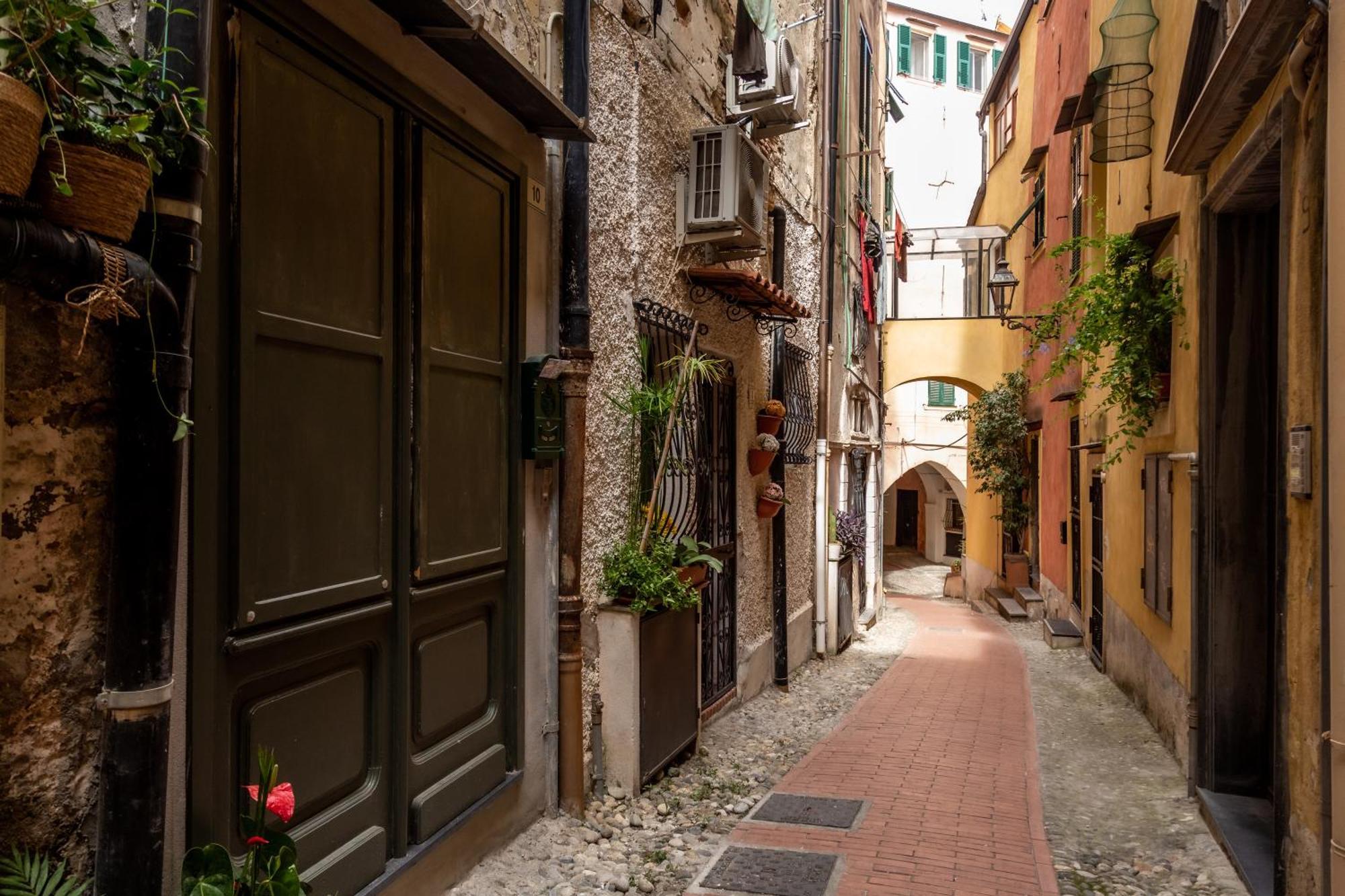 216B - Monolocale Lapigna Sanremo, Centro Storico Apartment Exterior photo